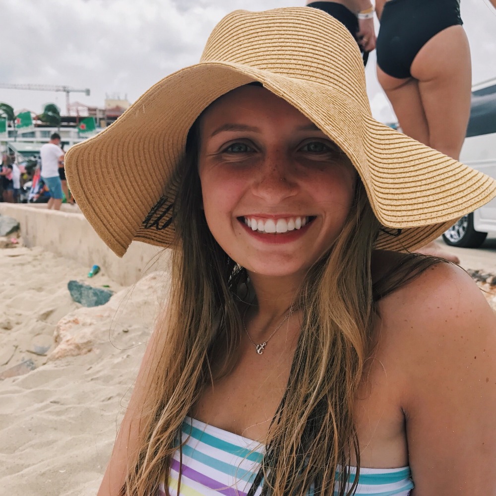 Meet your Posher, Rebecca